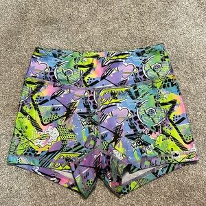 WodBottom high waisted shorts with pockets